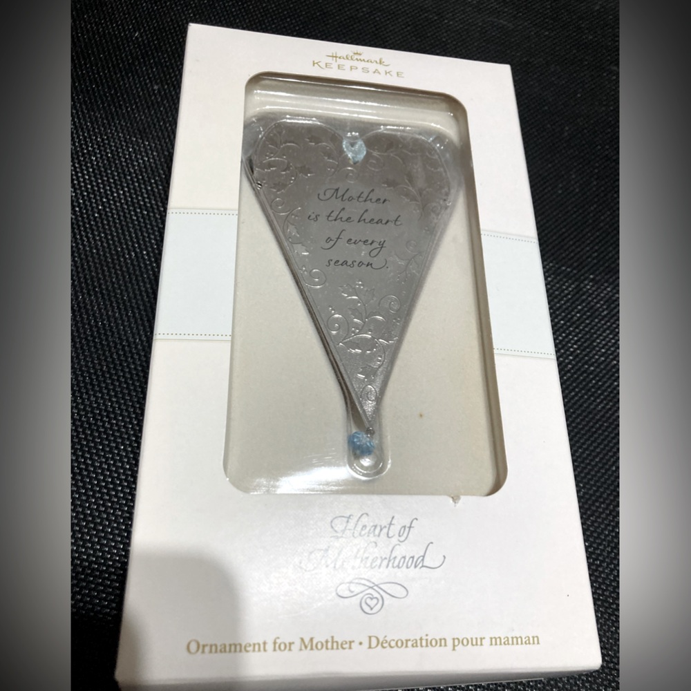 Hallmark Keepsake Heart of Motherhood Ornament